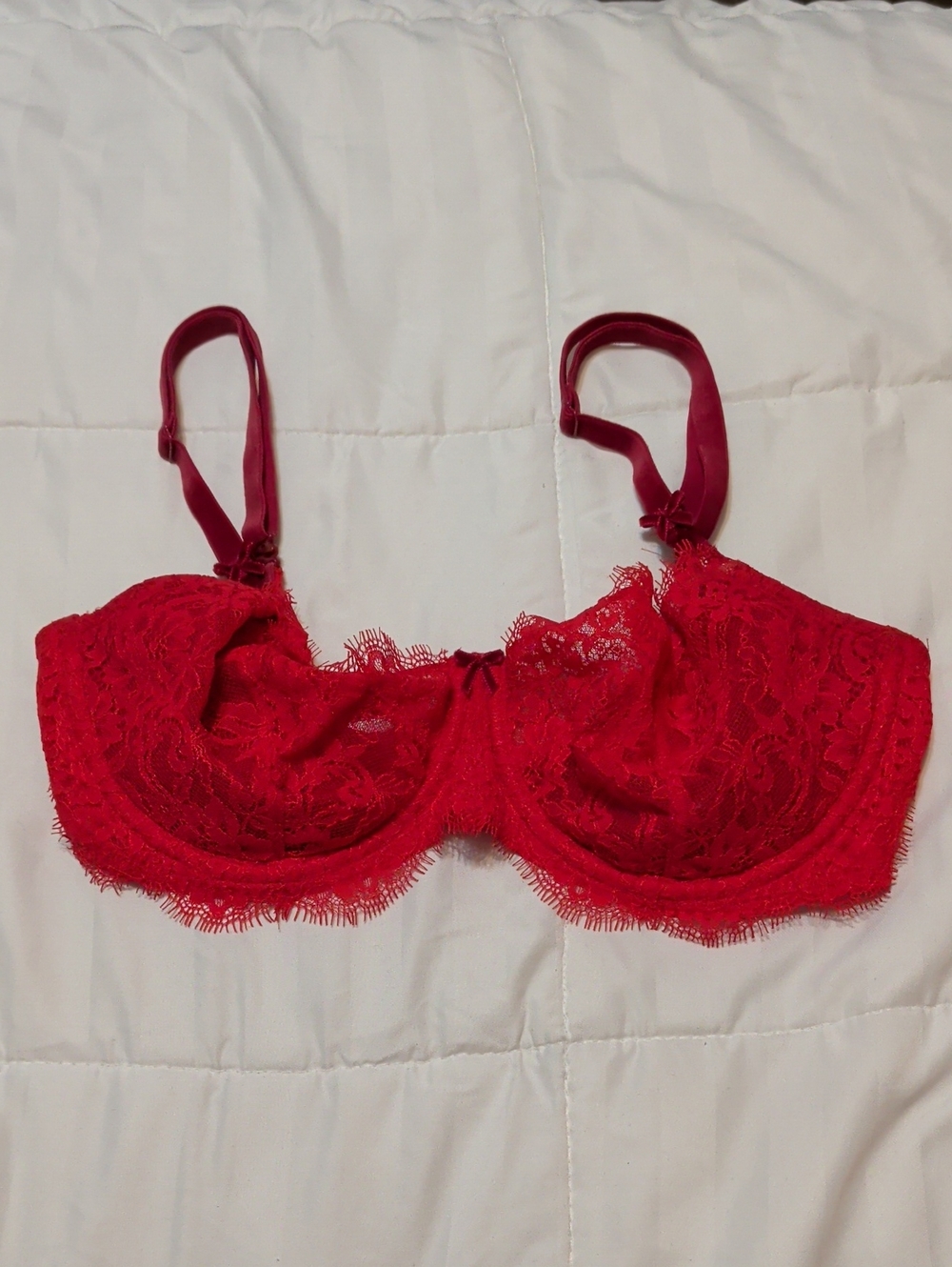 Victoria's Secret Red Lace Underwire Demi Bra